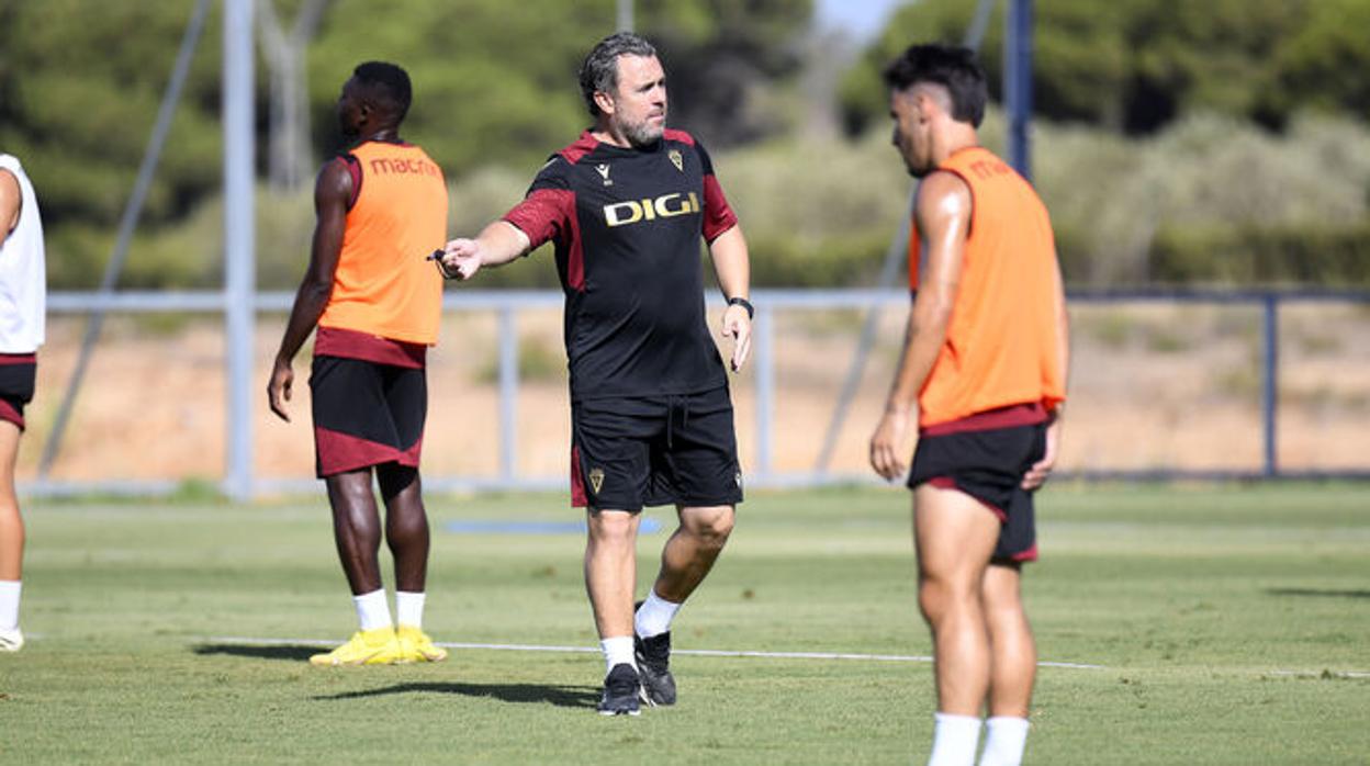 Sergio en un entrenamiento con el Cádiz