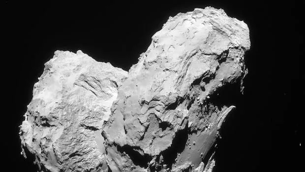 Imagen de 67P/Churyumov–Gerasimenko, el cometa en el que está posada Philae, con fecha del 22 de agosto de 2014