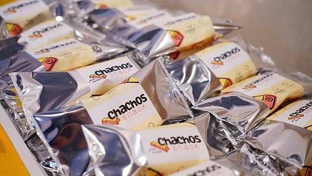 La idea de estos «snack» parte del investigador Alfonso Montaño, el extremeño con más patentes, a partir de un «Huesito»