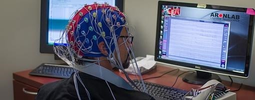 El estudio se centra en una parte del sistema de frenado del cerebro: el núcleo subtalámico (STN)