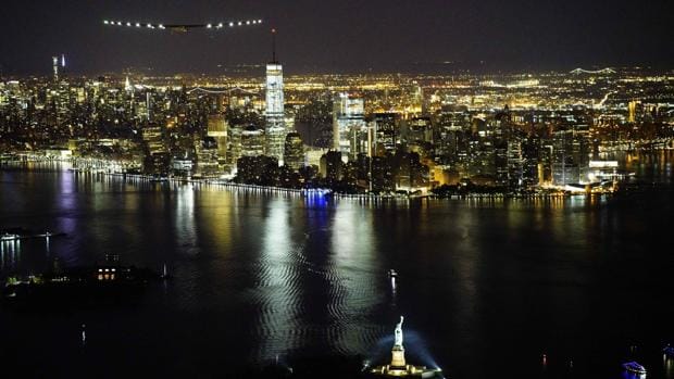 El Solar Impulse sobrevuela Nueva York