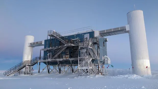 El laboratorio IceCube, instalado en la Antártida