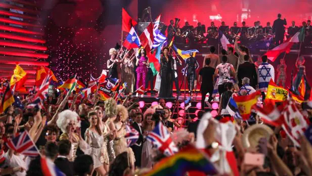 Eurofans en la final de Eurovisión 2015, celebrada en Viena tras la victoria de Conchita Wurst