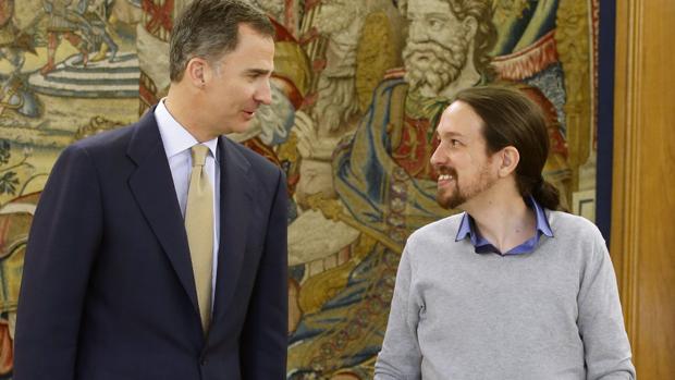 El Rey y Pablo Iglesias, en un encuentro anterior