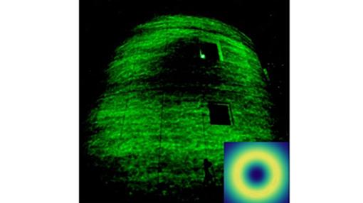 Imagen de la luz incidiendo sobre el observatorio de Tenerife. Su forma de anillo es visible después de recorrer 143 kilómetros