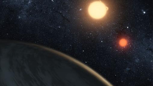 Representación del planeta Kepler-16b junto a una estrella binaria, similar a Tatooine