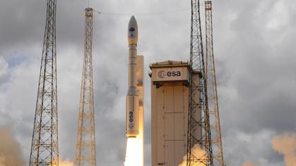 Un cohete Vega despega del puerto espacial de Kourou, Guayana Francesa