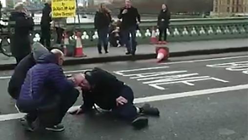 Atentado en Londres: «Estábamos en el pub y nos desalojaron»