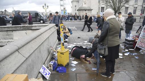 Atentado en Londres: «Estábamos en el pub y nos desalojaron»