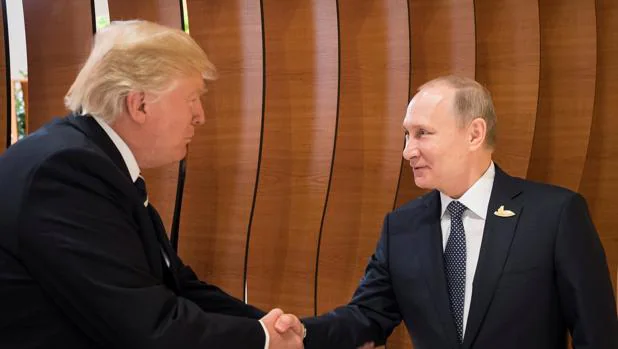 Trump dice tener «mucho que discutir» con Putin
