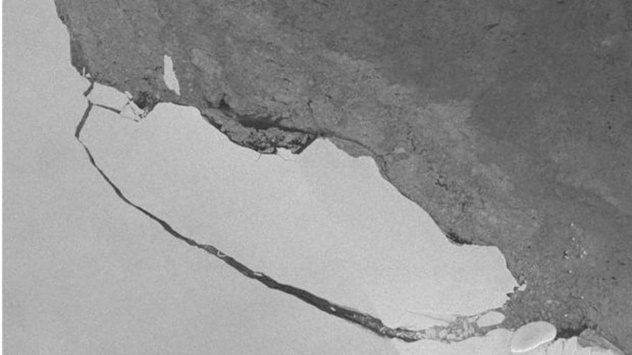 El iceberg tiene 5.800 kilómetros cuadrados y es uno de los mayores nunca registrados