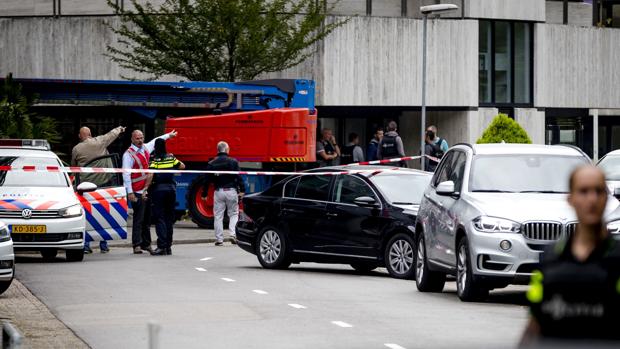 Un hombre armado con un cuchillo asalta el edificio de la radio holandesa 3FM