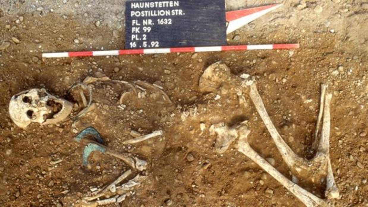 Restos humanos descubiertos al sur de Augsburgo (Alemania) de hace entre 2.500 y 1.650 a.C.