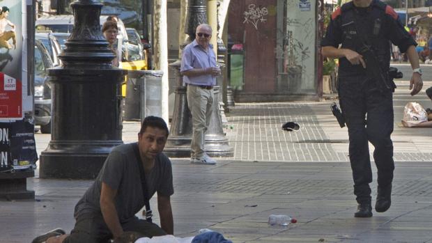 Harry Athwal, el turista británico que no quiso dejar morir solo al pequeño Julian en Las Ramblas