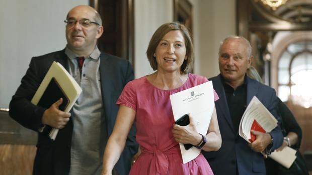 La Mesa del Parlamento catalán omite de nuevo la ley del referéndum