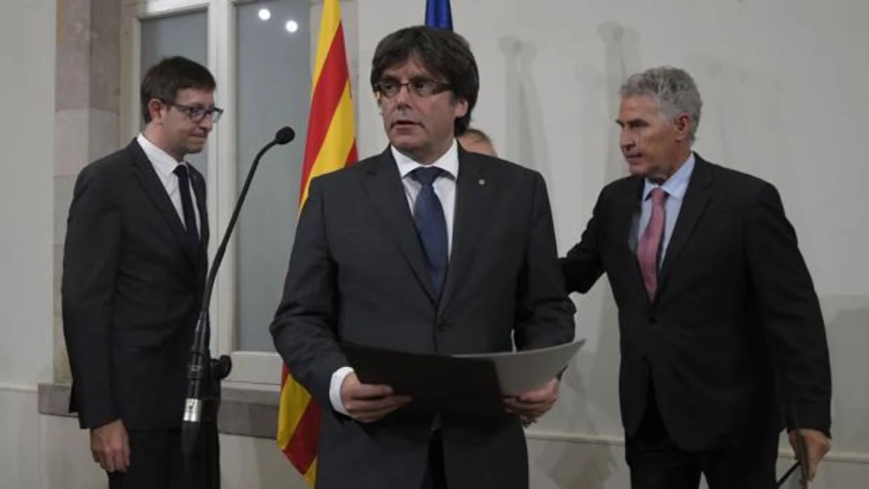 El decreto firmado por Puigdemont no detalla el origen del censo para poder realizar el referéndum