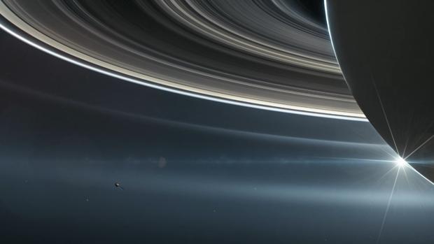 Cassini descubre 60 «gatitos» en un anillo de Saturno