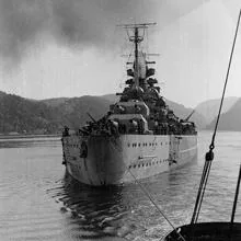 El Tirpitz, visto por popa