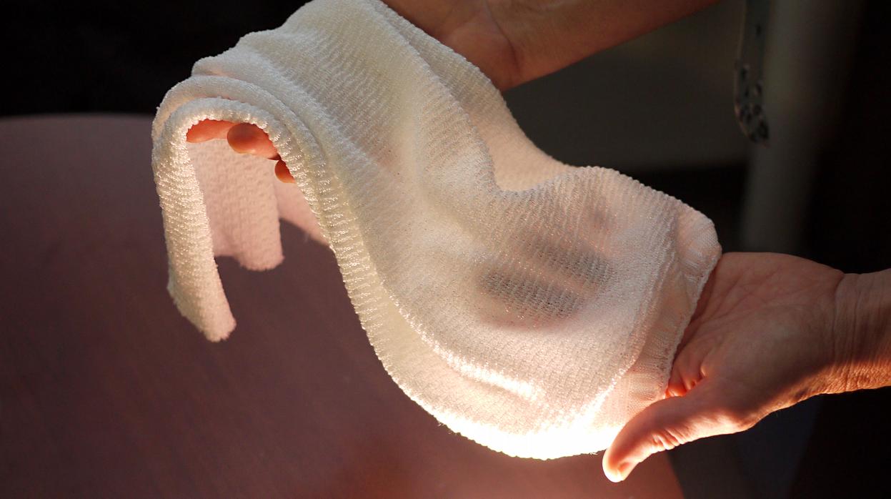 El primer textil que cambia automáticamente las propiedades para atrapar o liberar calor según las condiciones