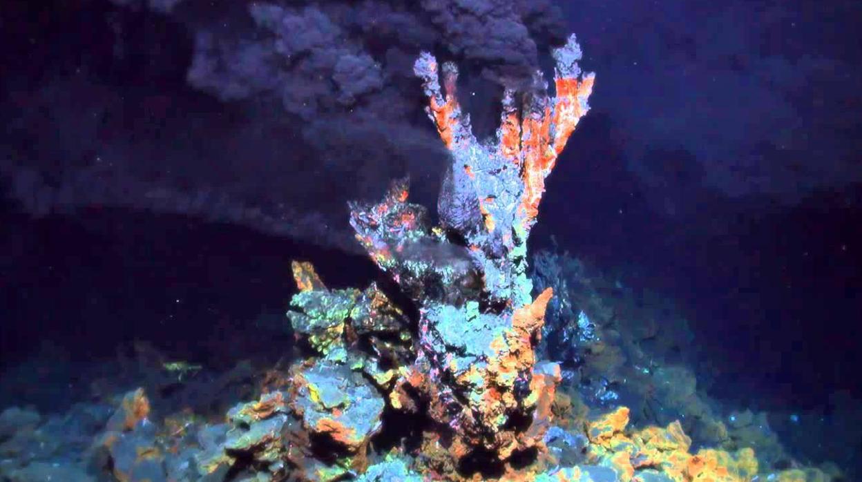 La NASA recrea el origen de la vida en el fondo del océano