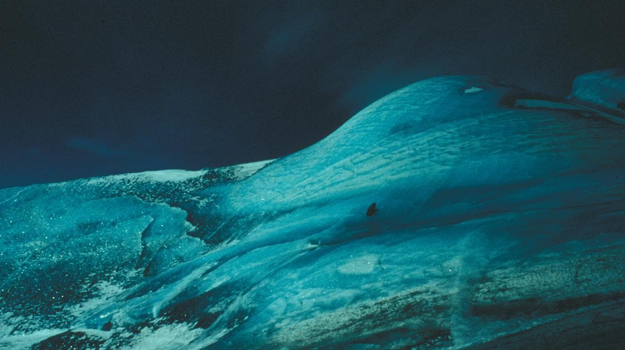Imagen tomada por los investigadores sobre un gran iceberg verde en octubre de 1996