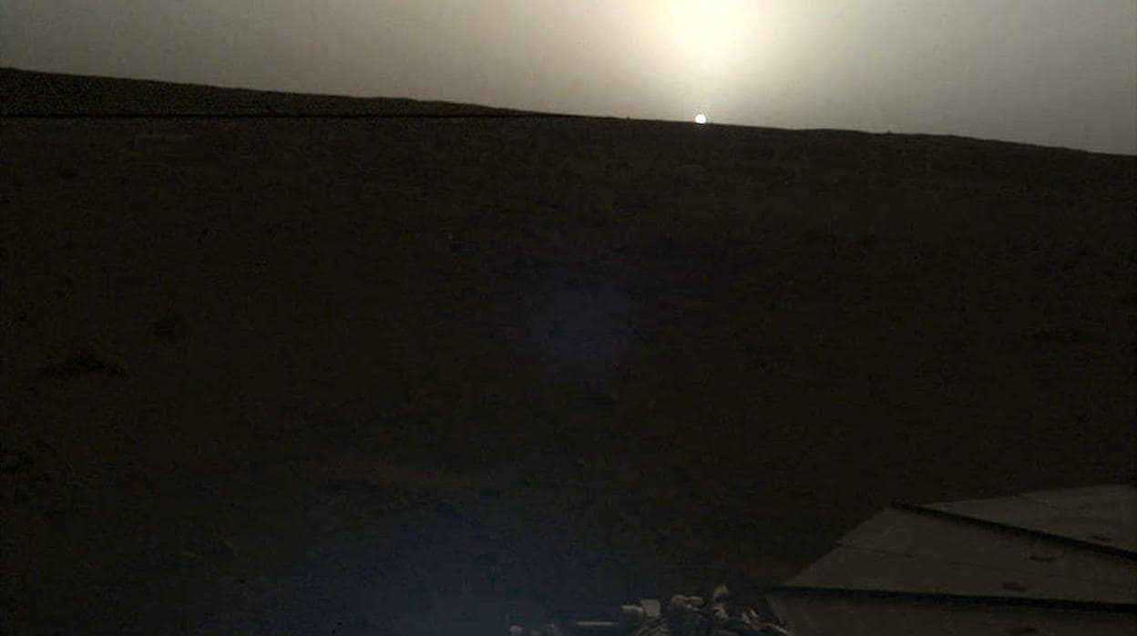 El atardecer de Marte, visto desde la sonda InSight de la NASA