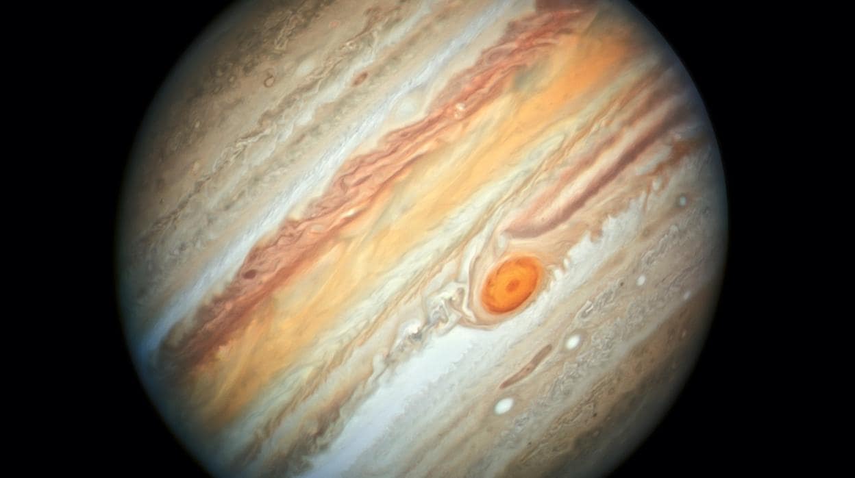 Superficie de Júpiter, fotografiada por el Hubble este verano