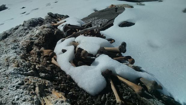 Desvelado uno de los misterios de Roopkund, el lago donde aparecieron 600 esqueletos humanos