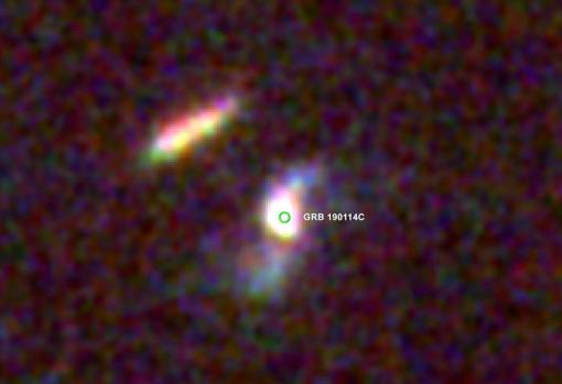 GRB 190114C, ubicado a unos 4.500 millones de años luz de distancia en la constelación de Fornax