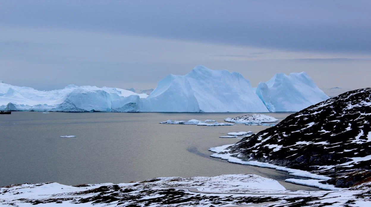 En la actualidad, la capa helada que cubre Groenlandia se reduce a razón de 500.000 millones de toneladas anuales