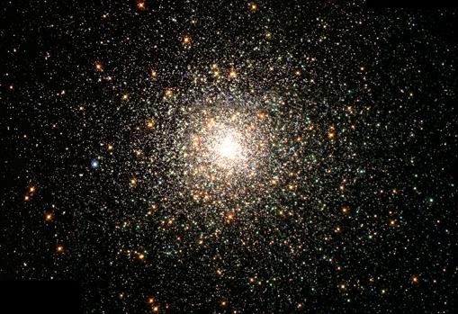 El cúmulo globular Messier 80, a 30.000 años luz del Sol y con cientos de miles de estrellas