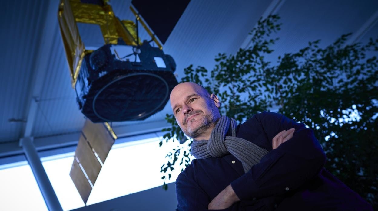 José Antonio Rodríguez-Manfredi, ingeniero en el CAB