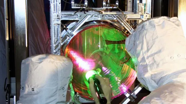 Logran por primera vez llevar a su estado cuántico un objeto de diez kilos y un octillón de átomos