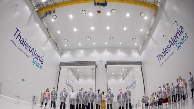 Un nuevo espacio de integración de satélites pone a España a la vanguardia de la industria aeroespacial