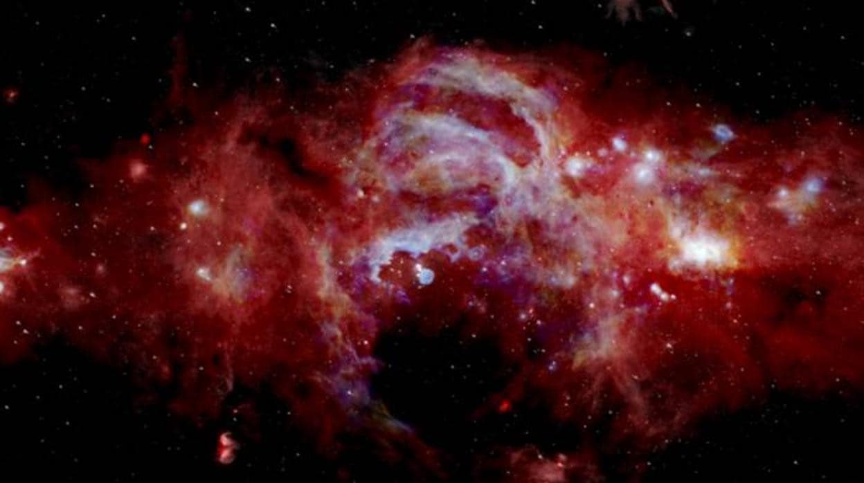 Imagen infrarroja compuesta del centro de nuestra Vía Láctea
