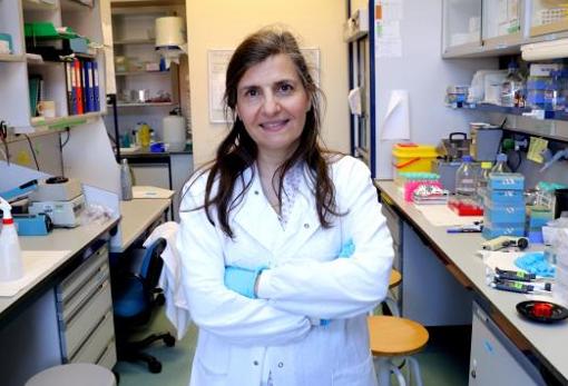 Mª del Mar Valés, en su laboratorio