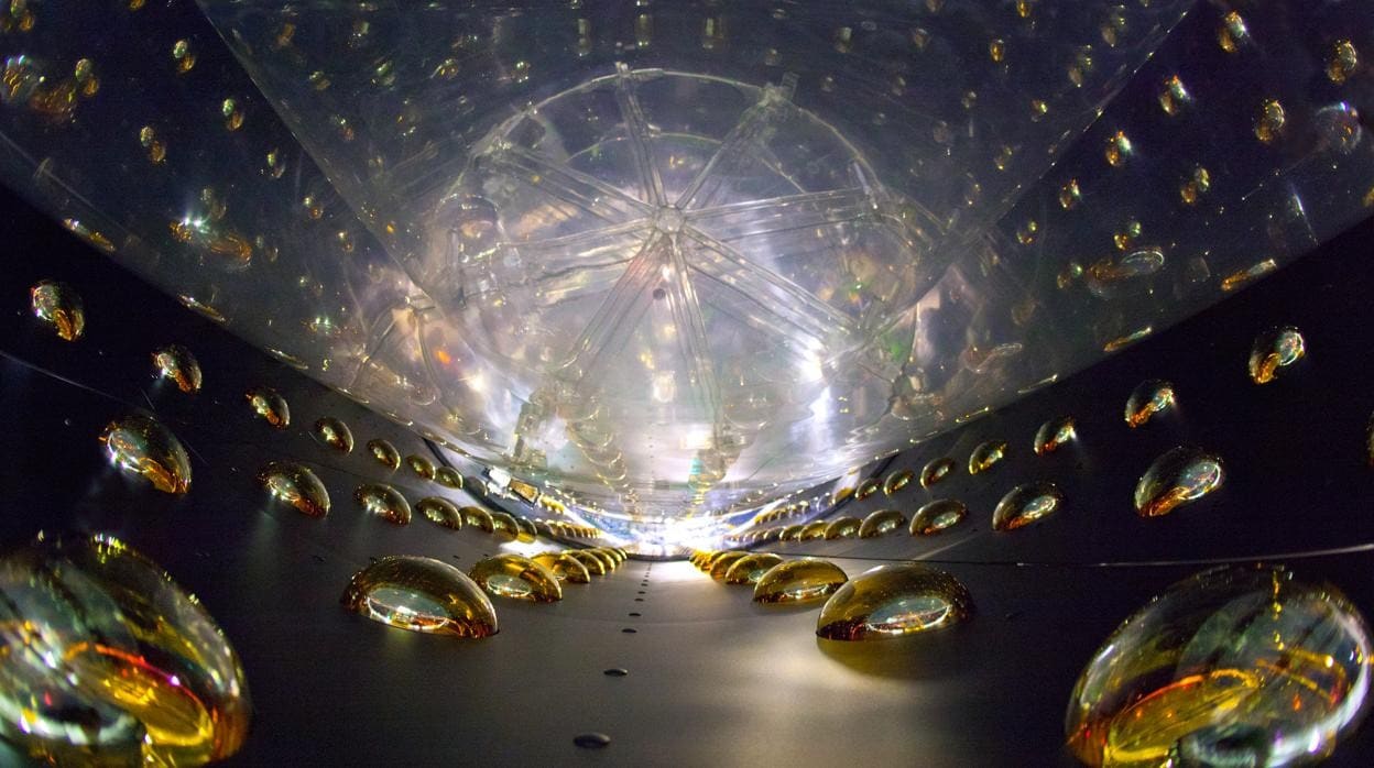 Uno de los detectores de neutrinos de la colaboración Bahía de Daya, en China