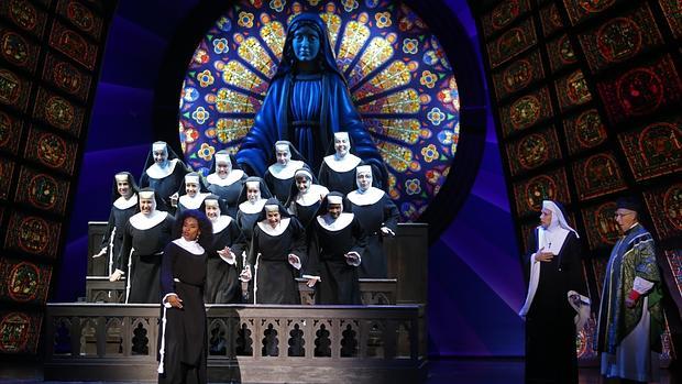 Un momento del espectáculo «Sister Act» en Fibes