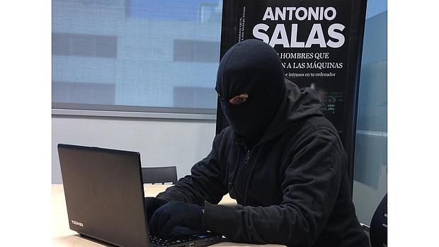Antonio Salas: «En la red, cuando algo es gratis, el producto eres tú»