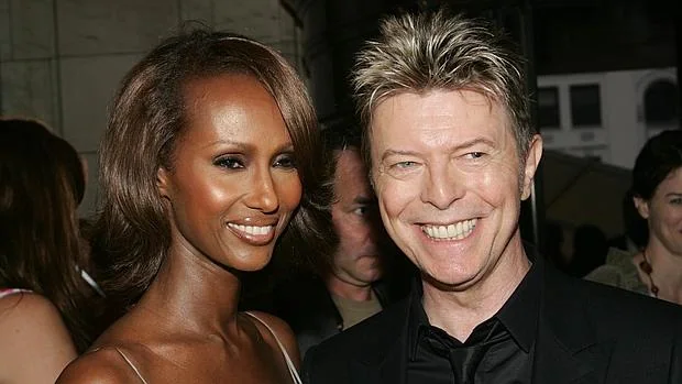 David Bowie, junto a su esposa, la modelo Iman, en la Biblioteca Pública de Nueva York, en junio de 2005