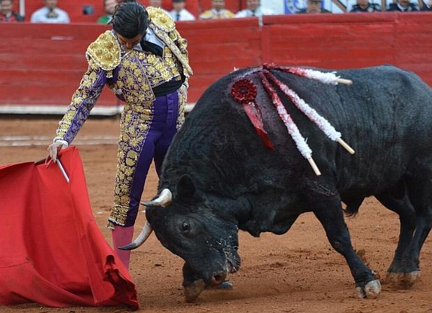 Morante de la Puebla, en un muletazo repleto de torería