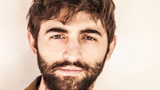 El joven actor se encuentra en coma y muy grave, a pesar de la intervención rápida de un miembro del público