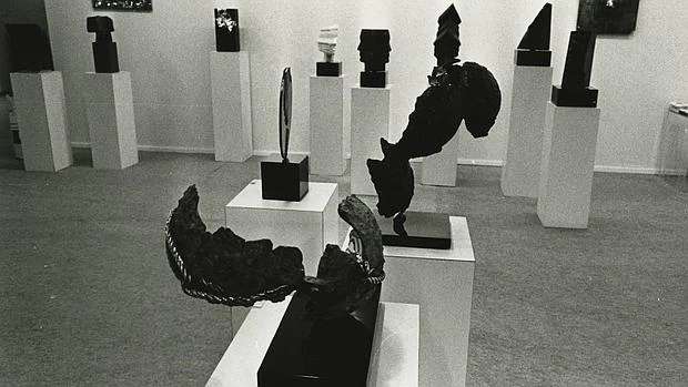 Esculturas en una galería de ARCO 87