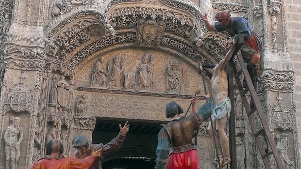 El museo presta 43 piezas a las cofradías para las procesiones de Semana Santa