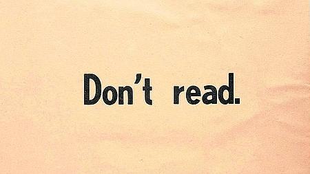 «No lea (Don't Read)», de Ulises Carrión (1975)