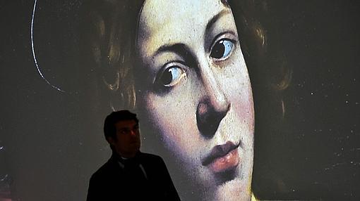 Una de las proyecciones de la muestra