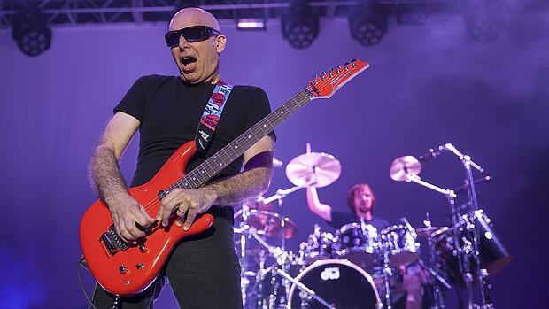 El guitarrista Joe Satriani actuará en Sevilla el próximo 8 de julio