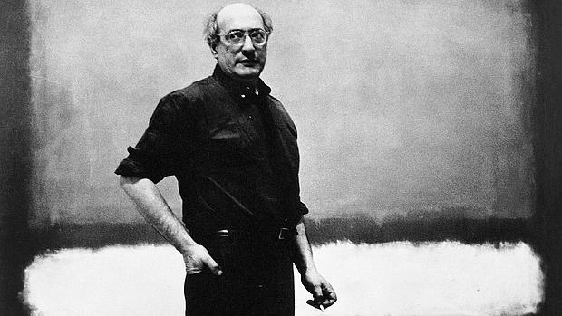 Rothko, ante una de sus obras