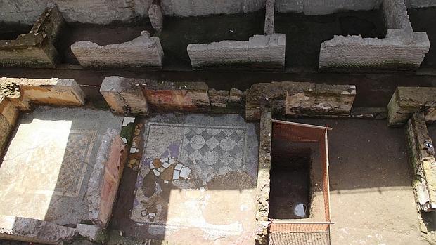 Vista de las ruinas romanas descubiertas durante las obras de una nueva línea del Metro en Roma