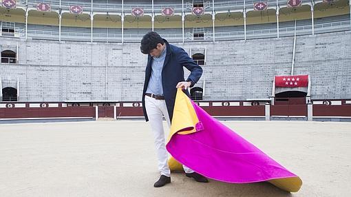 López Simón: «Al toro le tengo miedo, miedo de verdad, miedo con todas las letras»